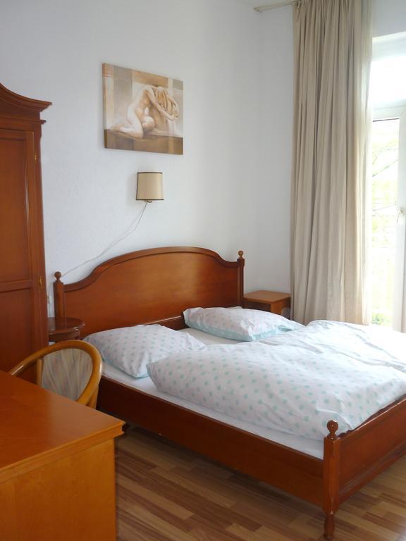 Artus Hotel Düsseldorf Buitenkant foto