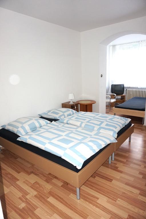 Artus Hotel Düsseldorf Buitenkant foto