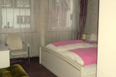 Artus Hotel Düsseldorf Buitenkant foto